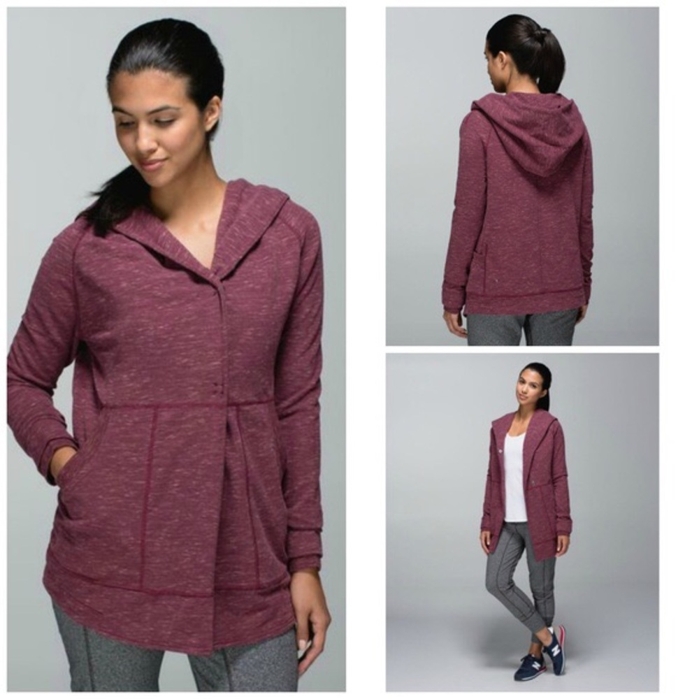 Lululemon Big Hooded Maroon Wrap size 6 (small)